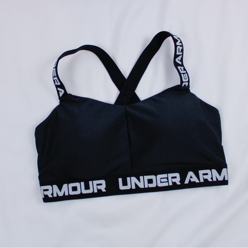 EUC Under Armour sports bra. size large